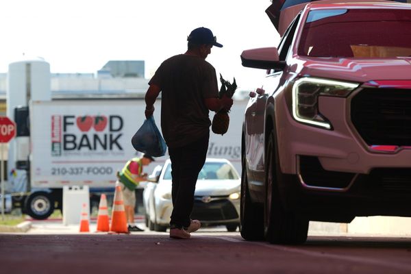 What to know as federal food help and preschool aid will run dry Saturday if shutdown persists
