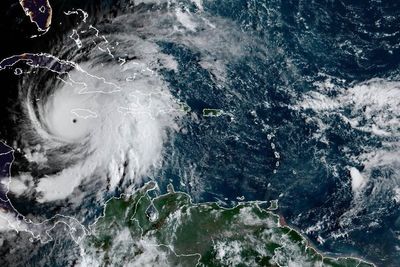 British tourists locked down in hotels as 185mph Hurricane Melissa hits Jamaica