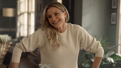 Cameron Diaz Is Filming Her New Movie, And I Didn't Have A Bucket Hat, Jorts And A Scooter On My Bingo Card