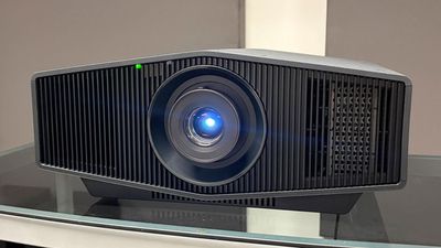 Sony Bravia Projector 7 (VPL-XW5100ES)
