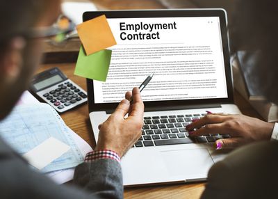 10 Employment Contracts That Quietly Strip Rights
