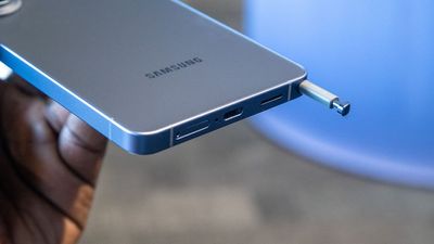 Does the Samsung Galaxy S26 Ultra S Pen support Bluetooth features?