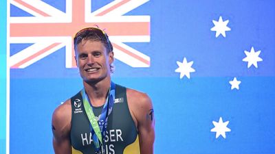 Hauser headlines Noosa Triathlon as Gentle squeezed out