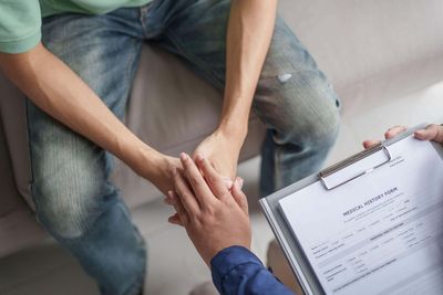 Government ‘must go further and faster on hubs for youngsters’ mental health’