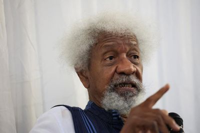 Wole Soyinka, Nigerian Nobel laureate and Trump critic, says US visa revoked