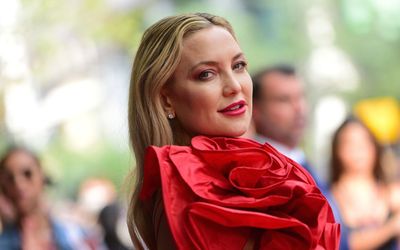 Kate Hudson’s Christmas Tree Completely Defies Tradition – and Her Bold, Unexpected Design Choice Might Change How You Decorate Forever