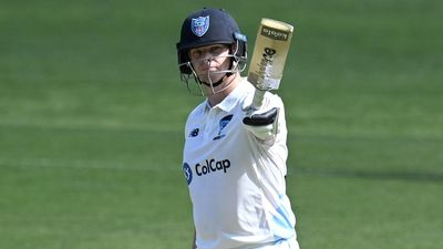 Smith puts England on notice with sparkling Gabba knock