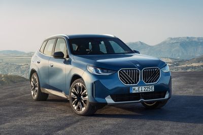 Edmunds compares the new BMW X3 and Mercedes-Benz GLC