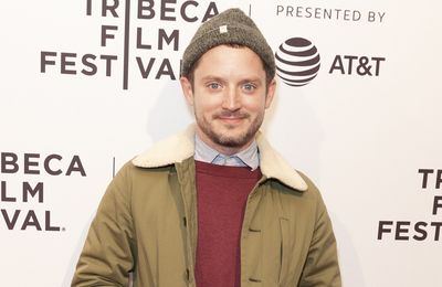 Elijah Wood stuns fans at Lord of the Rings-themed wedding