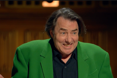 Celebrity Traitors live: Jonathan Ross is banished as Faithfuls (finally) catch their first Traitor