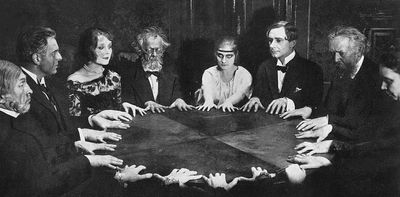After the first world war, séances boomed – and dead soldiers ‘wrote’ home
