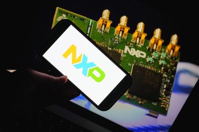 NXP Semiconductors Set to Break Out as AI and Analyst Support Surge