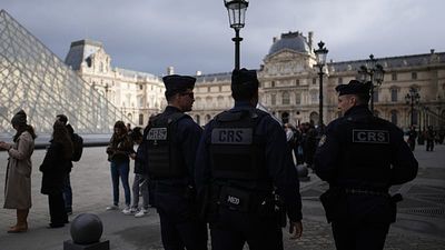Two suspects in Louvre jewellery heist 'partially' admit participation, Paris prosecutor says