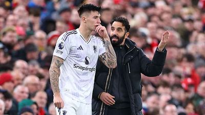 ‘Scream, Swear’—Benjamin Sesko Told How to Find Success at Man Utd