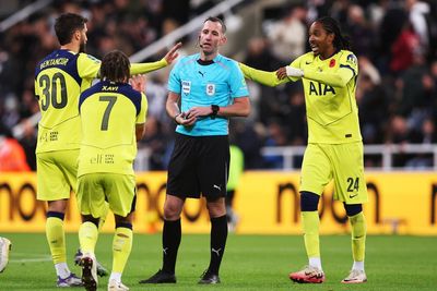 Thomas Frank criticises referee after Newcastle score while Djed Spence was tying his boot laces