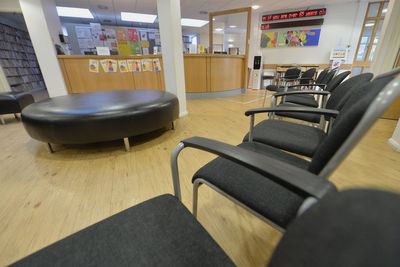 GPs raise alarm as patients flag life-threatening symptoms via non-urgent form