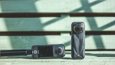 Can the smaller and lighter Insta360 X4 Air match the flagship Insta360 X5's quality? I compared the two 360 cameras to find out