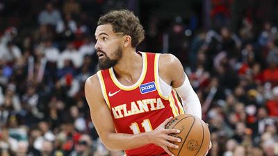 Trae Young Exits Hawks-Nets Game Early With Right Knee Sprain
