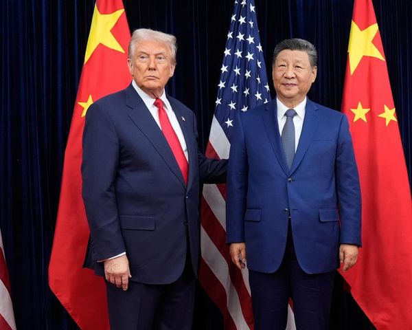 Trump and Xi meet in South Korea for crunch talks on trade