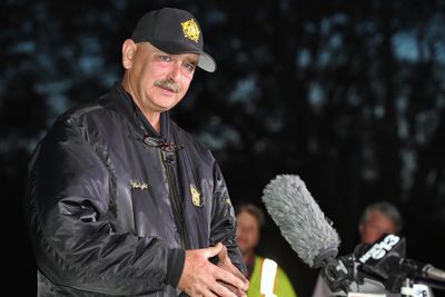 Former South Carolina sheriff to plead guilty to drug-related crimes, stealing from benevolence fund