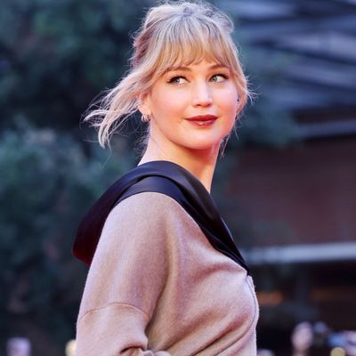 Jennifer Lawrence Swaps Comfy Nike V2K Sneakers for Even Cozier Haflinger Clog Slippers