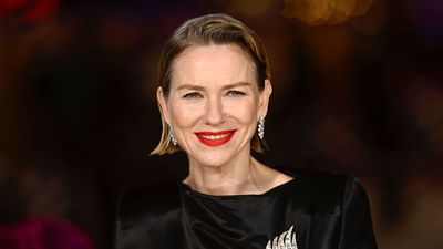 Naomi Watts’ ‘Quiet Luxury’ Living Room Redefines Warm, Cozy, and Welcoming Interiors for 2025 – Effortlessly Elegant, Lived-In, and Easy to Recreate