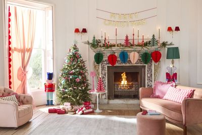 5 trending festive themes for Christmas decor