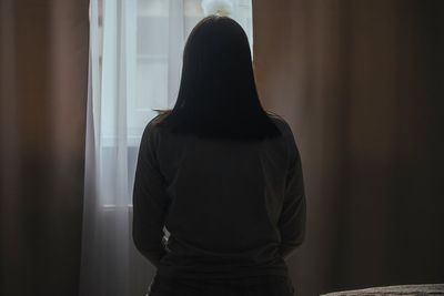 Doctor explains how to tackle seasonal affective disorder