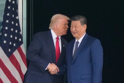 Trump and China’s President Xi shake hands for 27 seconds during Asia summit