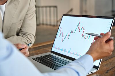 8 Bold Strategies for Investing During Periods of High Inflation