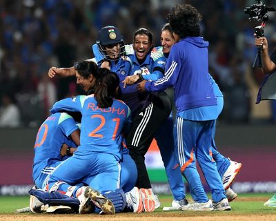 India chase down record total to stun champions Australia and reach World Cup final