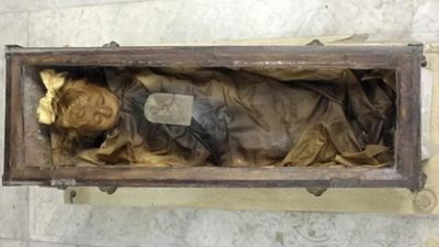 A 2-year-old girl died. 100 years later, she looks like she’s just sleeping