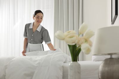 10 Dirty Secrets About Hotel Rooms a Housekeeper Will Never Tell You