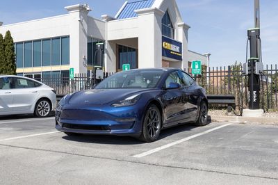 Experts Say Mileage, Not Age, Is the Key Factor in Buying Used Cars