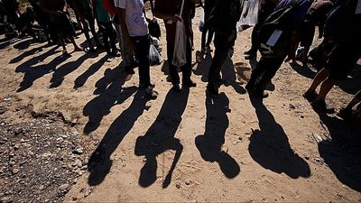 Trump limits refugee admissions to 7,500 per year and gives priority to white South Africans