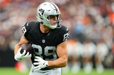 Raiders All-Pro TE Brock Bowers (knee) is expected to return in Week 9 for Las Vegas