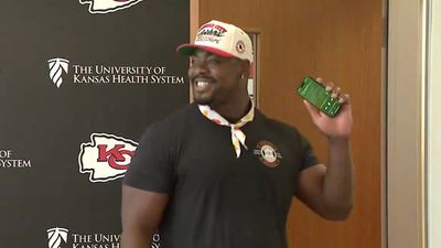 Chiefs’ Chris Jones Started His Press Conference by Singing the Best Taylor Swift Song