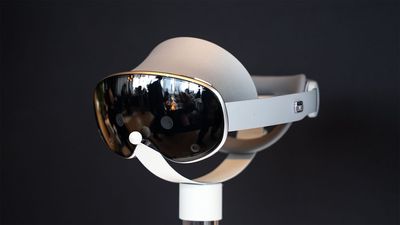 Samsung Galaxy XR vs. Apple Vision Pro: Battle of the premium headsets