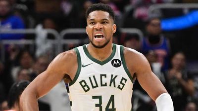 Giannis Antetokounmpo Was a Late Scratch for Thursday Night’s Bucks-Warriors Game