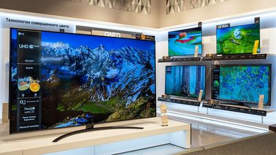 Shopping for a TV this Black Friday? These are the 5 mistakes to avoid according to a TV expert