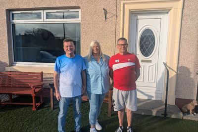 Scottish man says donating kidney to save brother’s life was a ‘no-brainer’