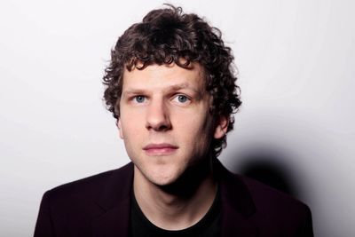 Is Jesse Eisenberg Really Donating His Kidney to a Stranger? The Actor's Selfless Move Explained