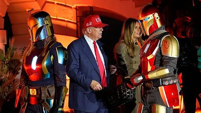 Trump and first lady hand out candy at White House Halloween celebration