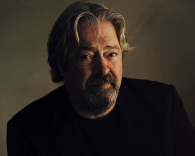 ‘I’ve played a lot of sneery bastards’: Roger Allam on bad singing, big paydays and Elgar’s level of ‘gitacity’
