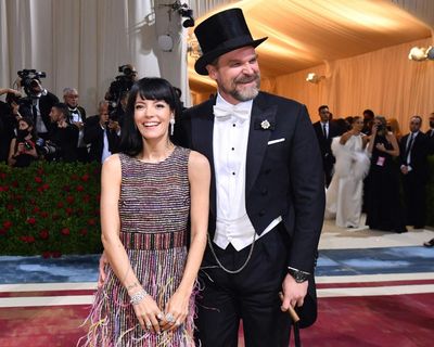 Lily Allen’s new album shows the pain behind the ‘cool girl’ myth – that’s why women are obsessed with it