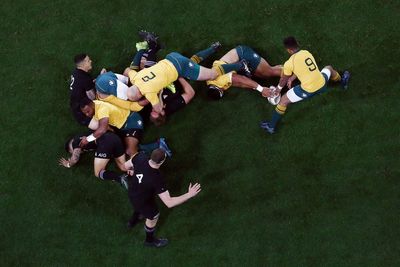 England accuse Australia of illegal play at the breakdown before crunch Test