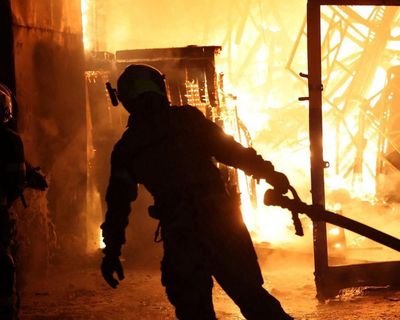 D66 has shown the world populists can be beaten, says Jetten, as party is projected to win Dutch election – as it happened