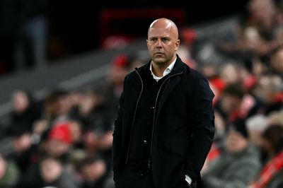 Arne Slot delivers update on new Liverpool contract