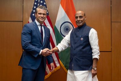 India and US sign 10-year defence deal to expand military cooperation