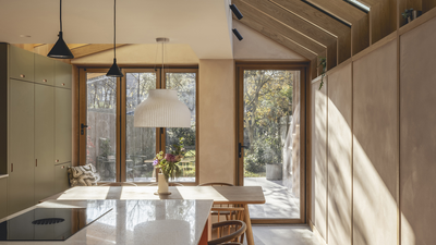 Does Your Kitchen Lighting Feel Too Harsh? Try Out the Experts' Favorite Simple Switches to Warm Up Your Space